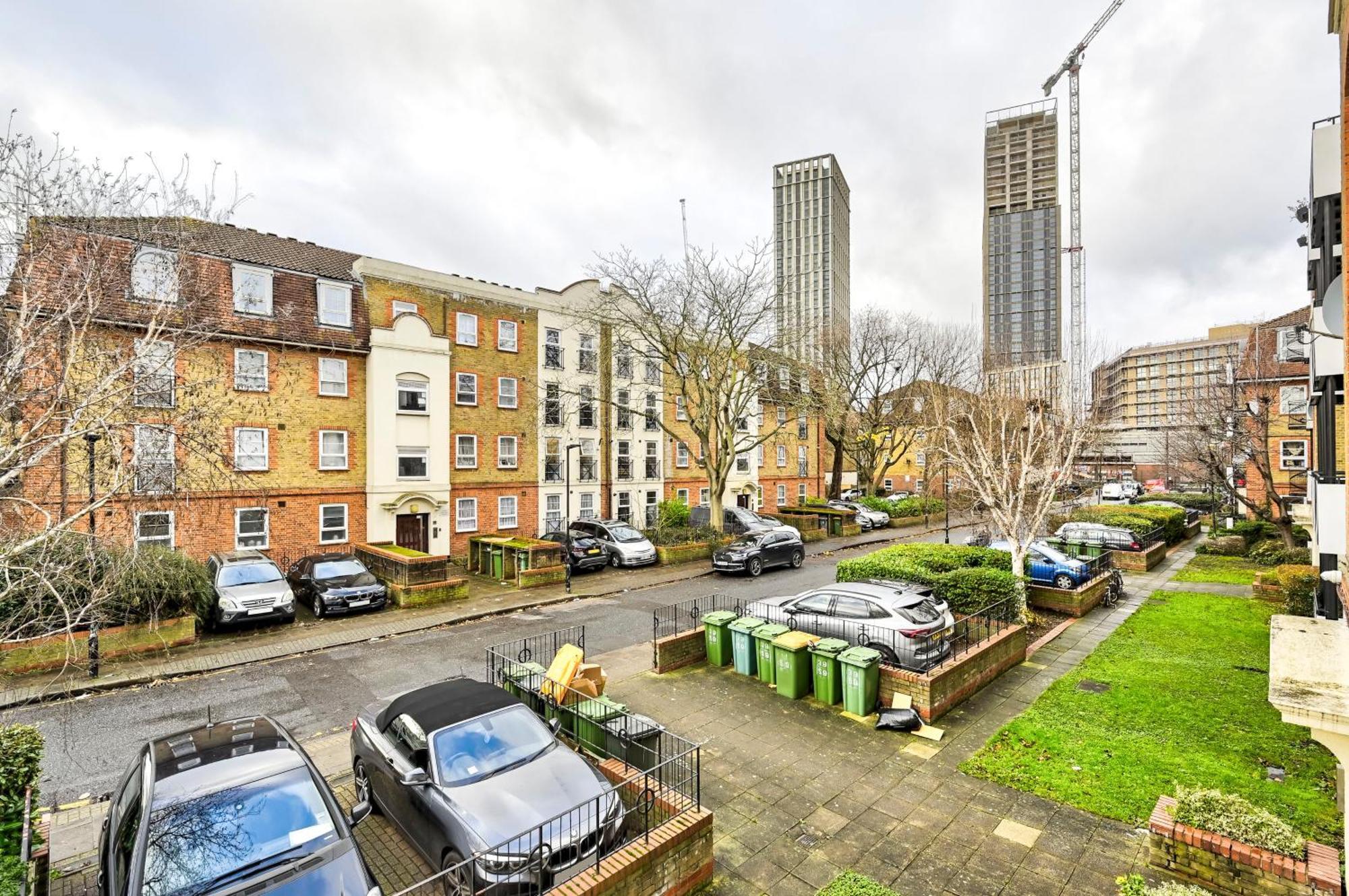 דירות לונדון Cosy 1-Bed E15, Sleeps 4, 1 Min From Tube Station Near O2 Arena מראה חיצוני תמונה